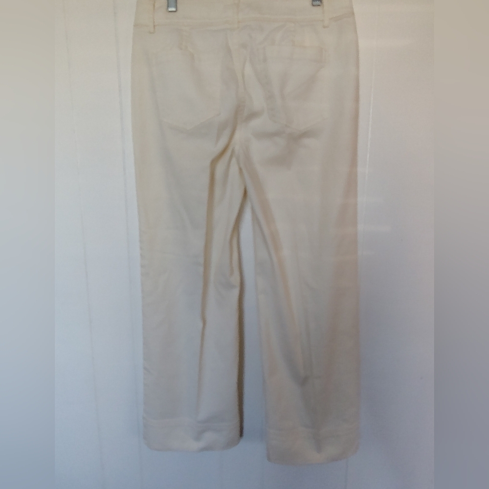 Loft Women's Classic Beige Pants Size 4 - Picture 2 of 9